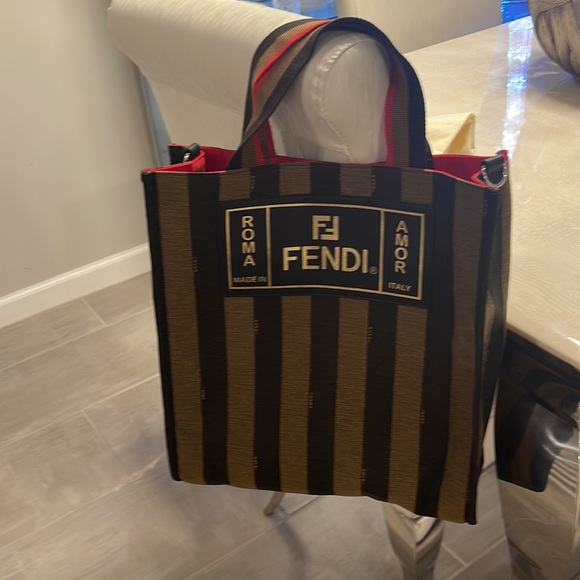 Authentic Fendi Pequin striped bag. This can be unisex - Picture 10 of 13